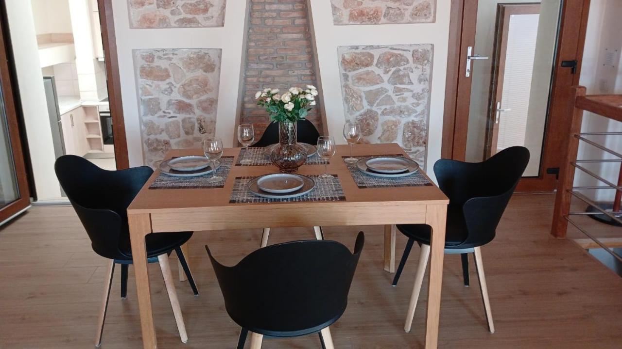 Kalamos Plaza Appartement Buitenkant foto